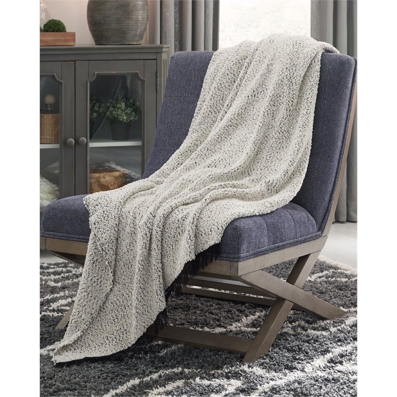Signature Design by Ashley Leonita Black/White Throw