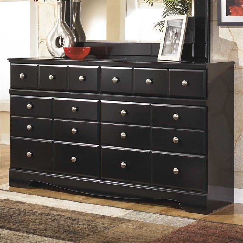 black dresser with 6 drawers