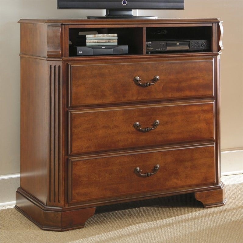 Signature Design by Ashley Furniture Wyatt 3Drawer Media Chest B42939