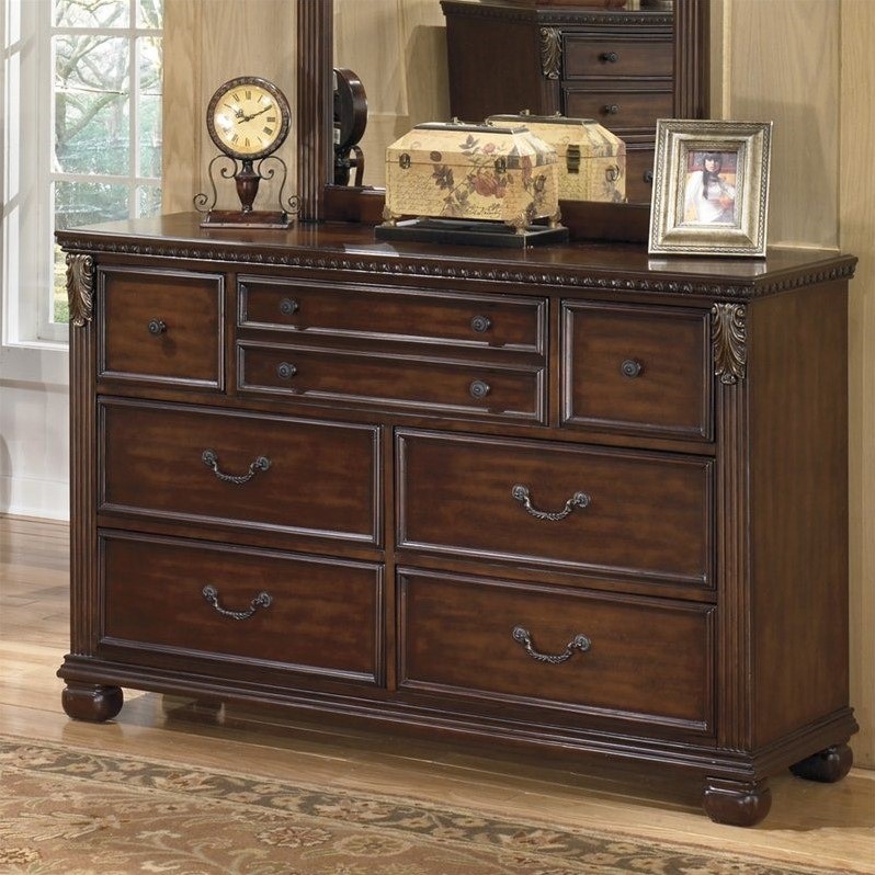 Signature Design by Ashley Leahlyn 7Drawer Dresser in Warm Brown