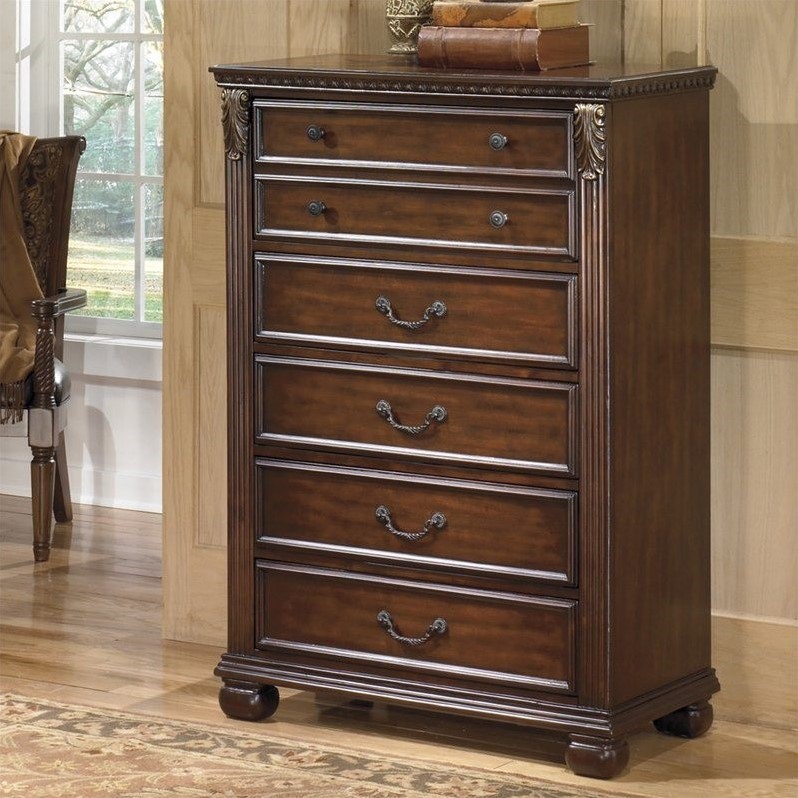 Signature Design By Ashley Leahlyn 5 Drawer Chest In Warm Brown