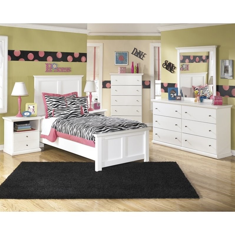 Ashley Furniture Bostwick Shoals 6 Piece Wood Twin Panel Bedroom Set in White