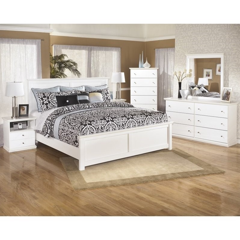 Ashley Furniture Bostwick Shoals 6, Bostwick Shoals Queen Panel Bed With Mirrored Dresser Chest And 2 Nightstands