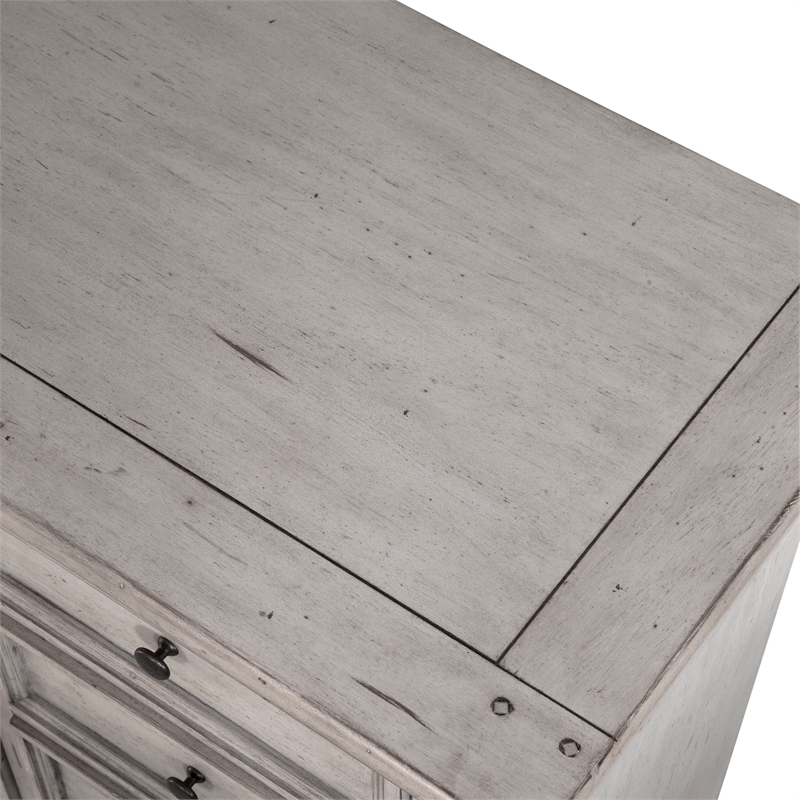 American Woodcrafters Stonebrook Antique Gray Wood 4-drawer Chest