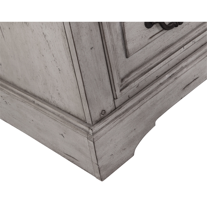 American Woodcrafters Stonebrook 7-Drawer Antique Gray Wood Dresser