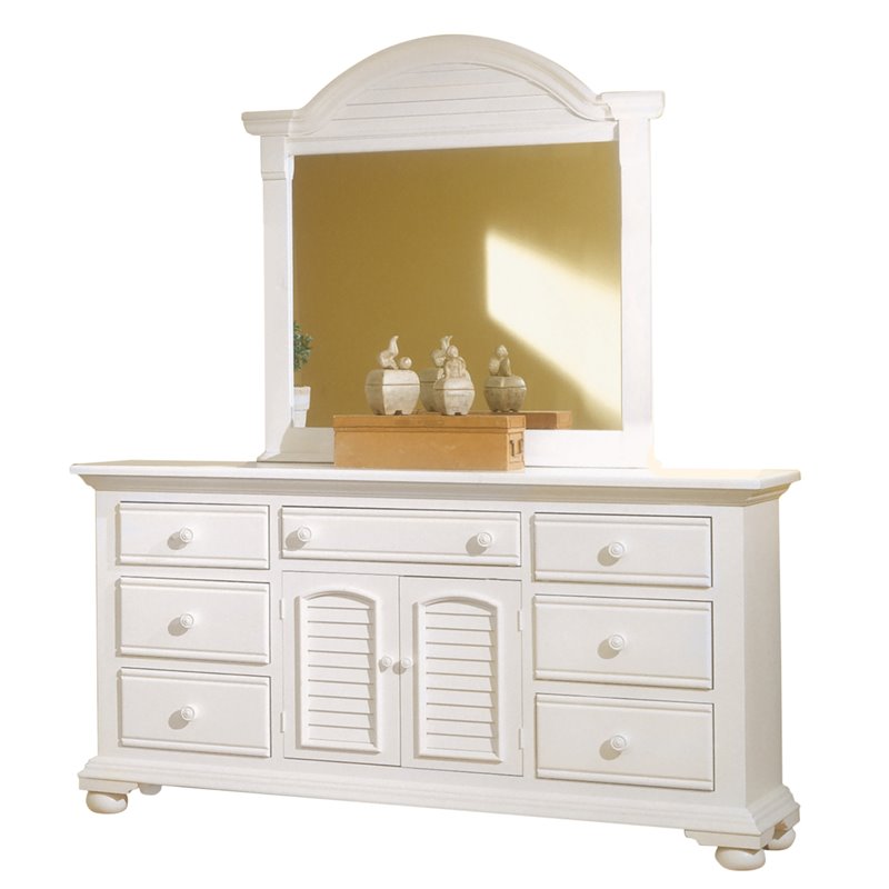 Cottage Traditions Triple Dresser With Dressing Mirror 6510 Tddm
