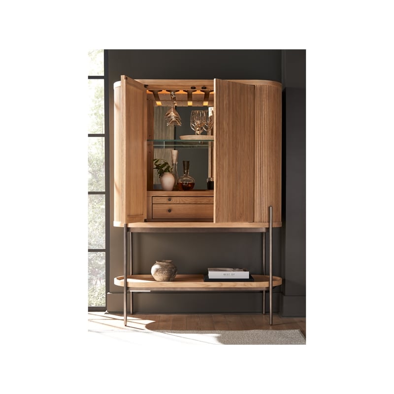 Universal Furniture Linnea Bar Cabinet in Natural Oak