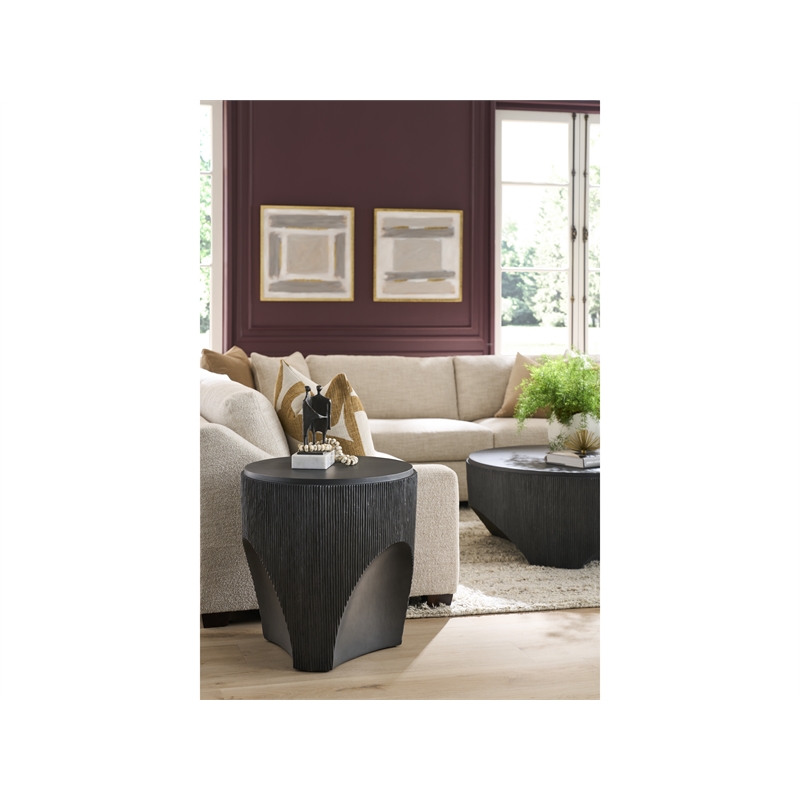 Universal Furniture Montclair Cinder End Table in Ebony