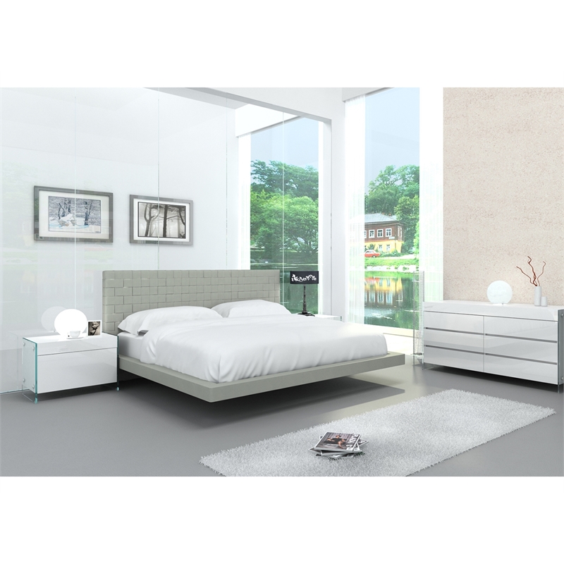 Casabianca Furniture Modern Il Vetro Engineered Wood Dresser in White