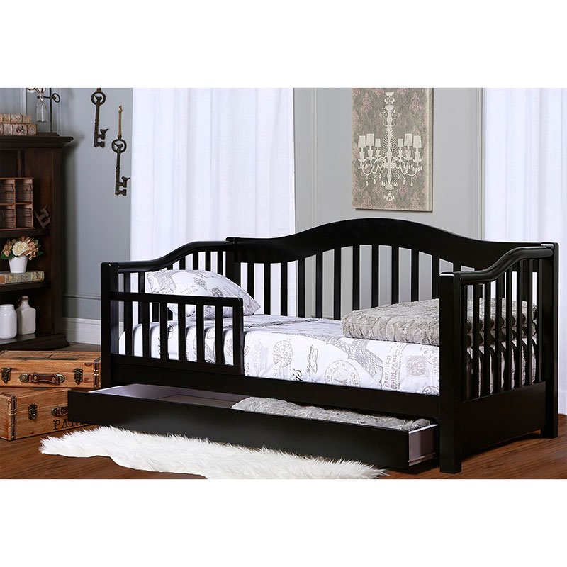 dream on me toddler day bed with storage