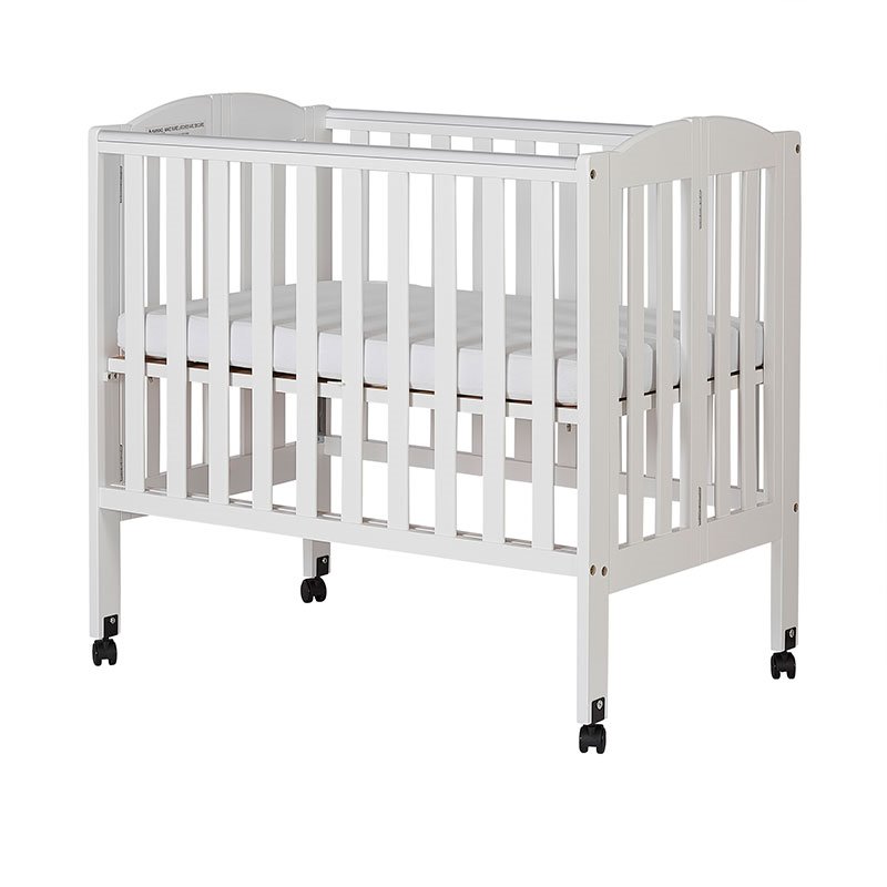 Dream On Me 2 In 1 Folding Portable Crib In White 682 W