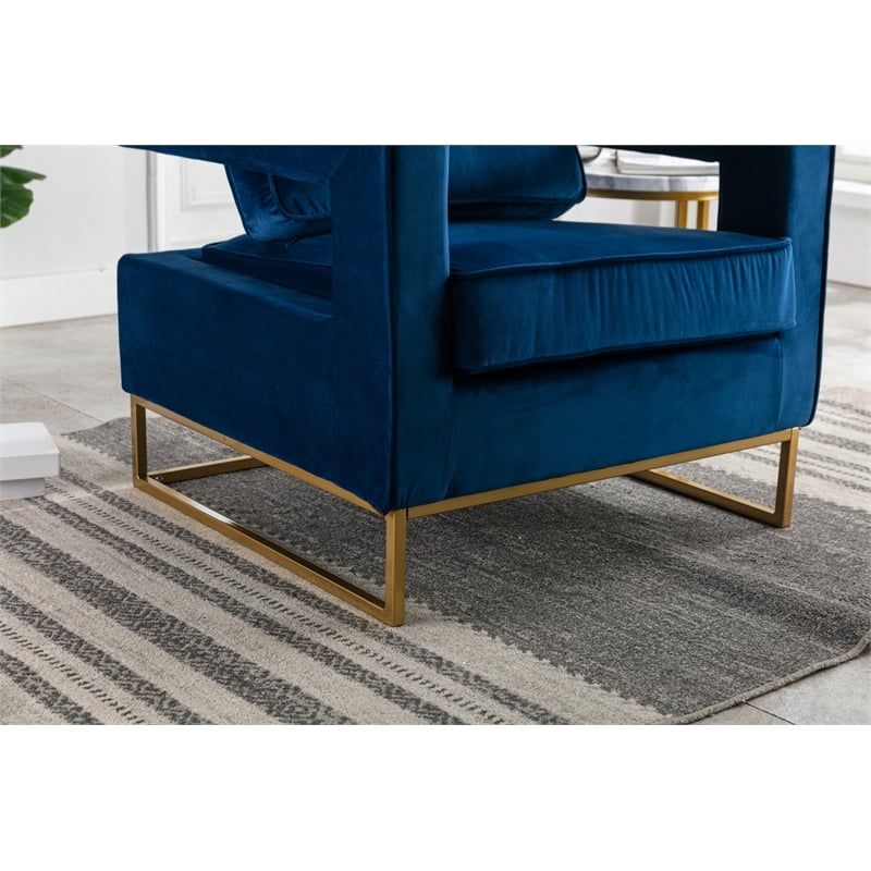 Carolina Classics Adadon 33 In Wide Velvet Upholstered Arm Chair in Navy Blue