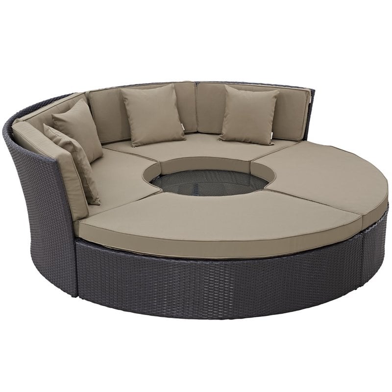 Convene Circular Outdoor Patio Daybed Set in Espresso Mocha