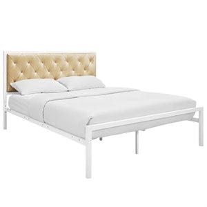 Mia Vinyl Queen Bed in White Champagne