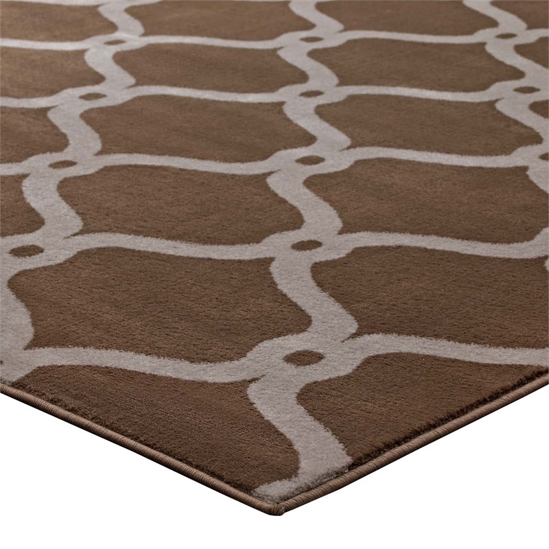 Beltara Chain Link Transitional Trellis 8x10 Area Rug in Dark Tan and Beige