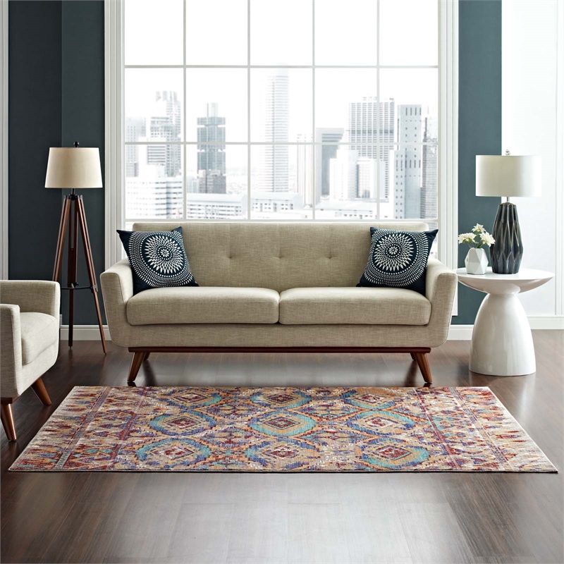 Centehua Distressed Southwestern Aztec 5x8 Area Rug in Multicolored