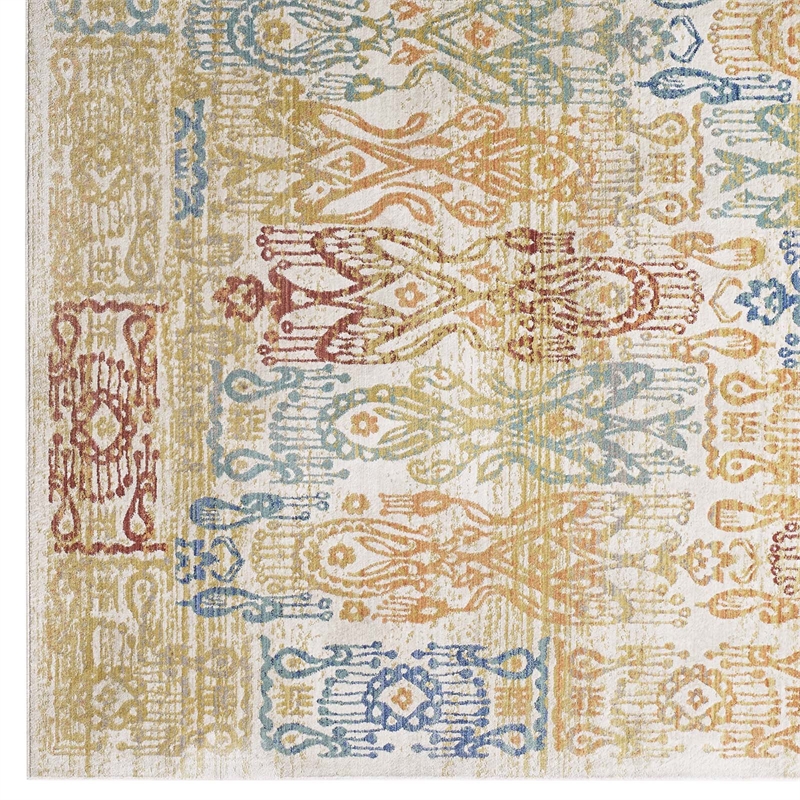 Solimar Distressed Southwestern Aztec 4x6 Area Rug in Multicolored