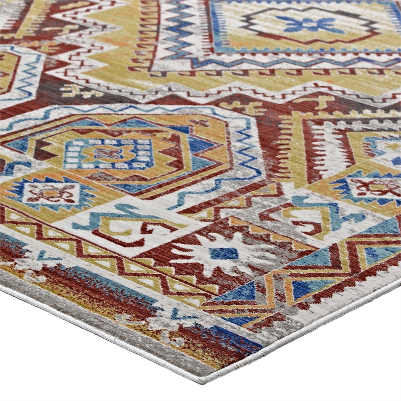 Florita Distressed Southwestern Aztec 4x6 Area Rug in Multicolored
