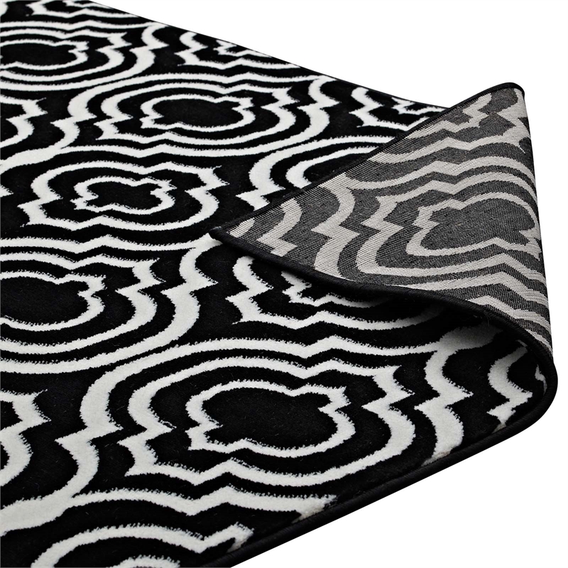 Frame Transitional Moroccan Trellis 8x10 Area Rug in Black and White