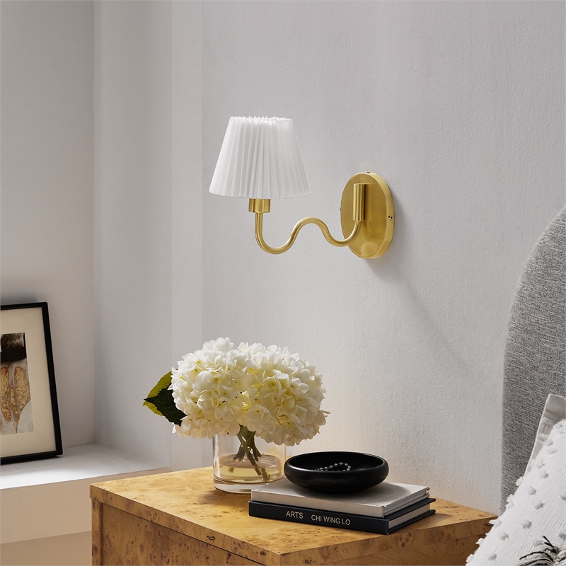 Wave Squiggle Arm Wall Sconce in Brass