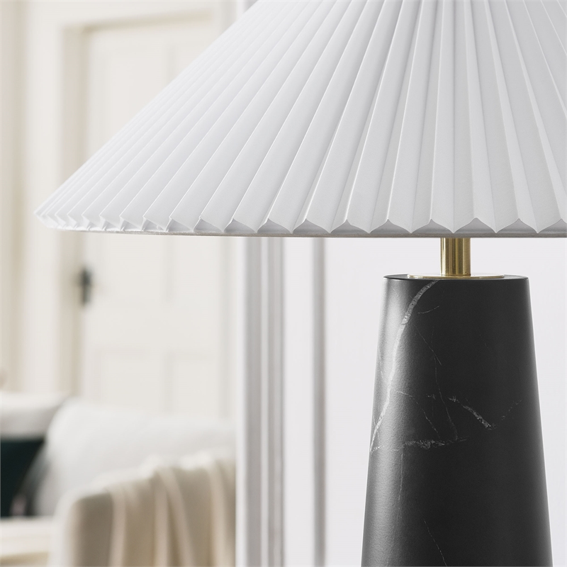 Nera Table Lamp in Black