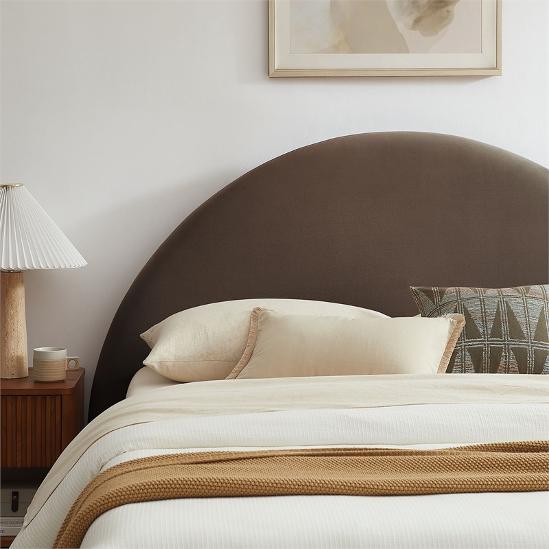 Resort Queen Arched Performance Velvet Storage Platform Bed