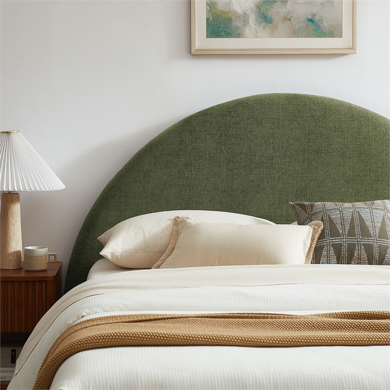 Resort Queen Arched Upholstered Fabric Storage Platform Bed