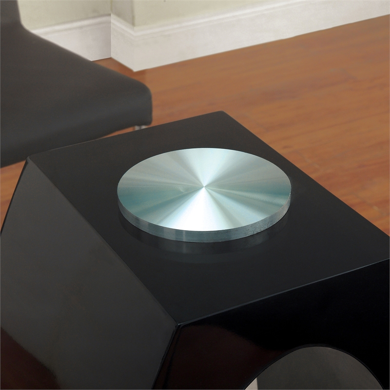 Furniture of America Moya Round Tempered Glass Top Dining Table in Black