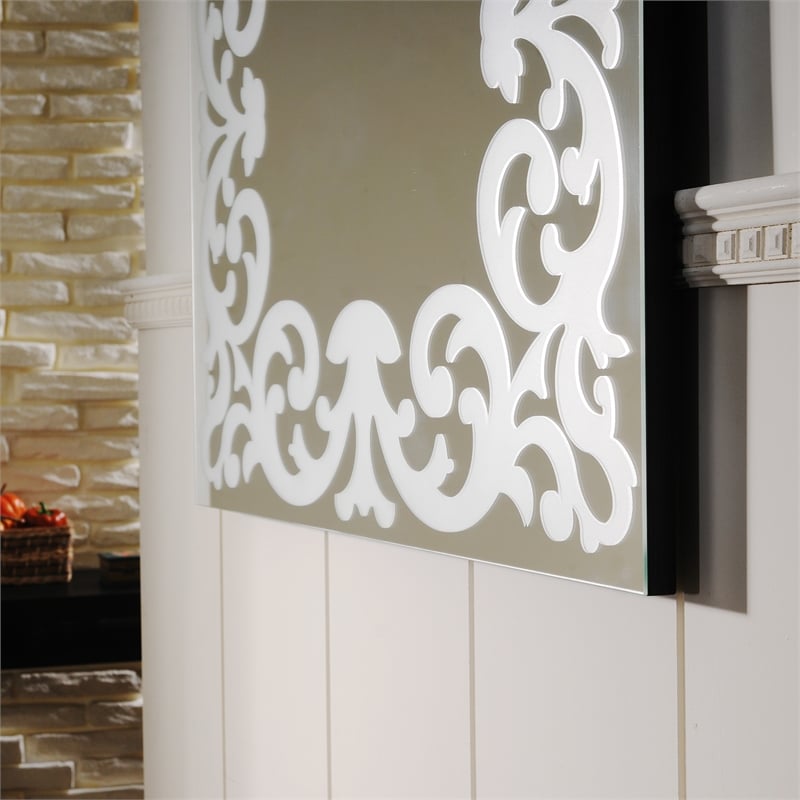 Furniture of America Queens Contemporary Wood Frame Wall Mirror in Silver