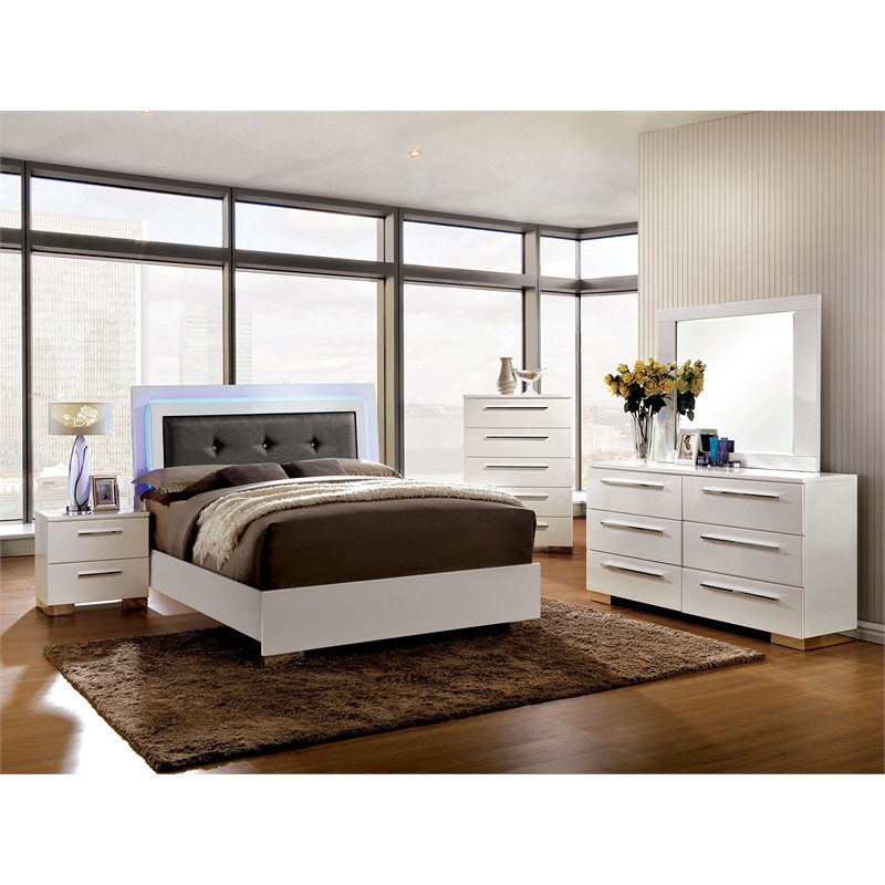 Furniture of America Rayland Contemporary Wood Queen Tufted Bed in Glossy White