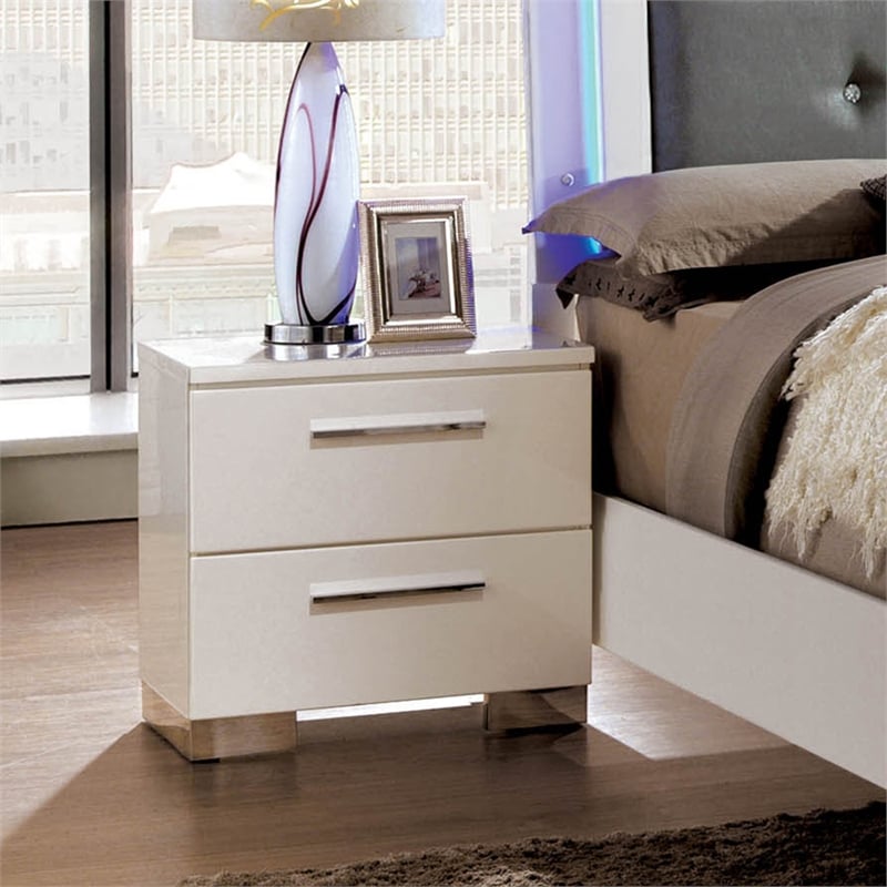 Furniture of America Rayland Solid Wood 2-Drawer Nightstand in Glossy White