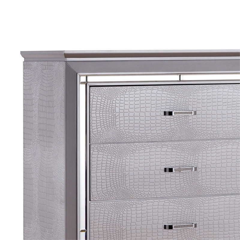 Furniture of America Rachel Contemporary Solid Wood 5-Drawer Chest in Silver