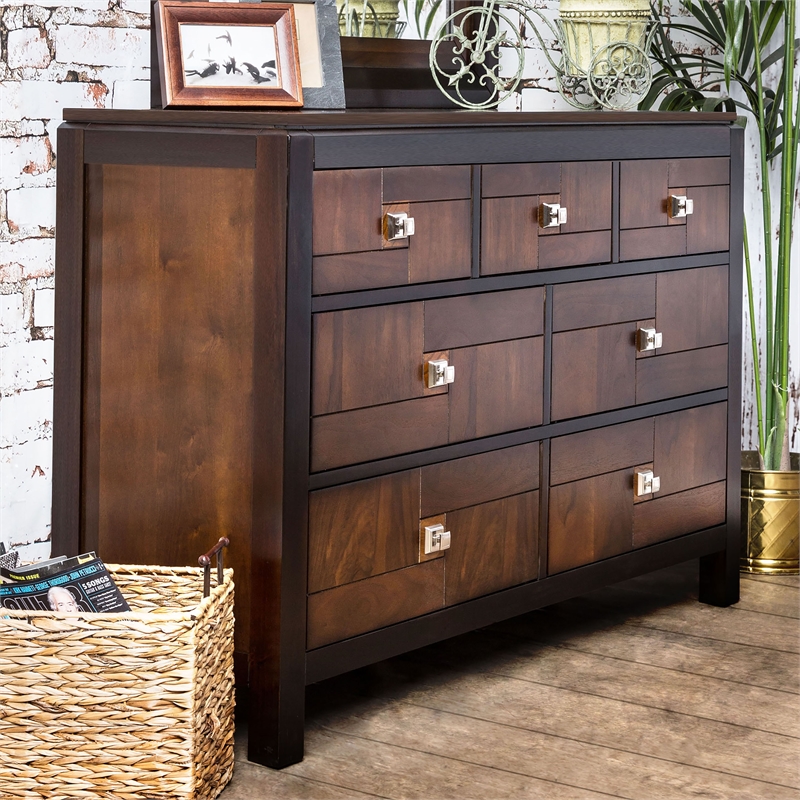 Furniture of America Delia Transitional Wood 7-Drawer Dresser in Walnut