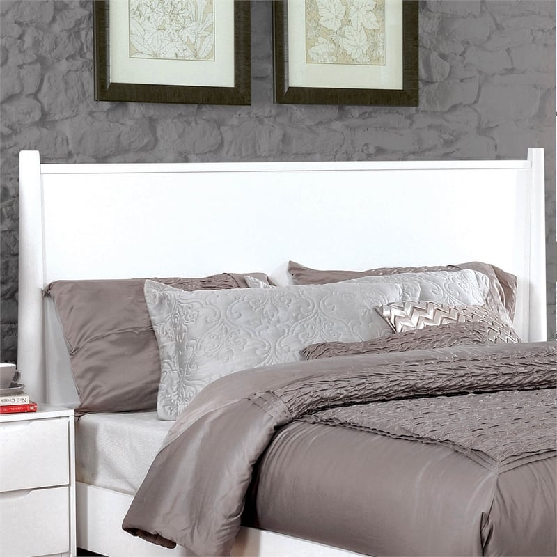 Furniture of America Belkor Solid Wood Queen Platform Bed in White