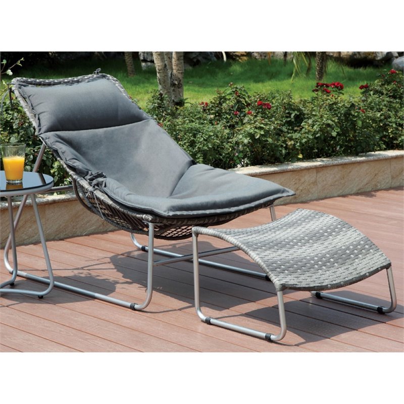 Furniture of America Cerritos Aluminum Patio Chair with Ottoman in