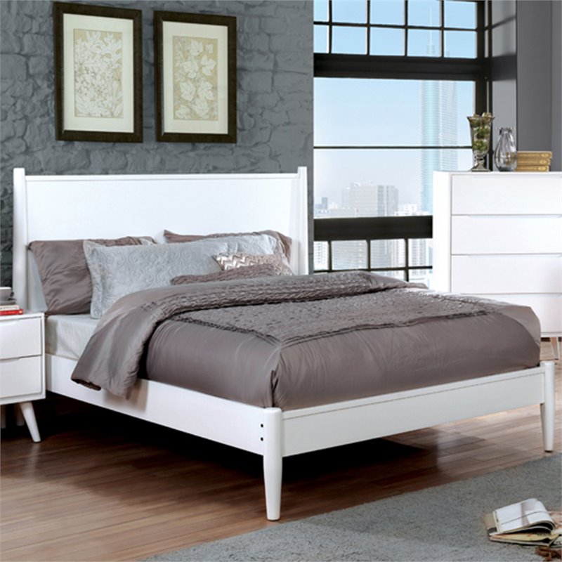 Furniture of America Belkor Solid Wood Full Platform Bed in White
