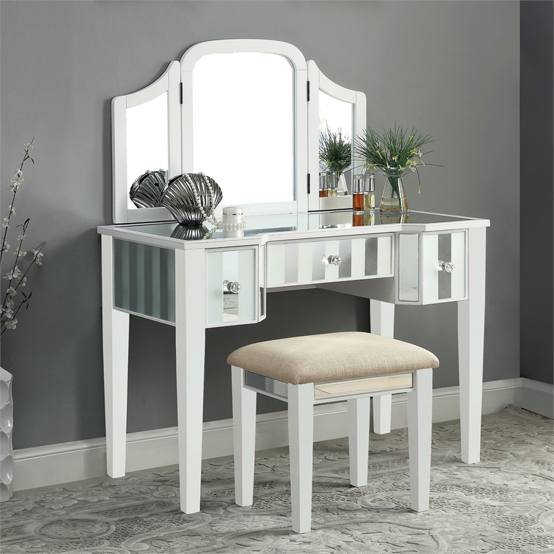 Furniture of America Aleana Contemporary Wood 3-Piece Vanity Set in White