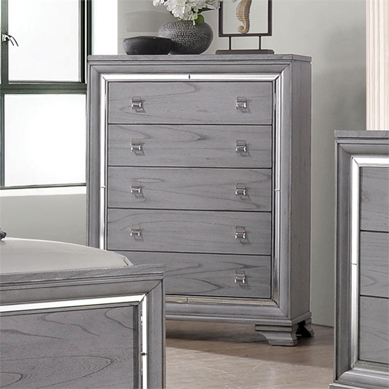 Furniture of America Hariston Contemporary Wood 5-Drawer Chest in Light Gray