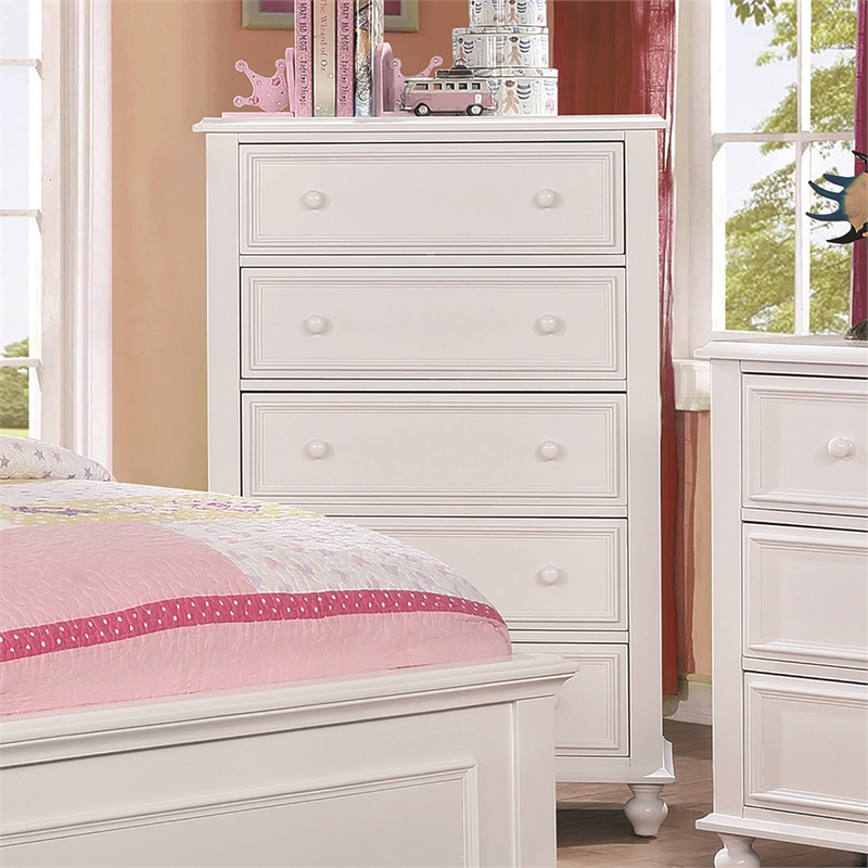 Furniture of America Noell Solid Wood 5-Drawer Chest in White