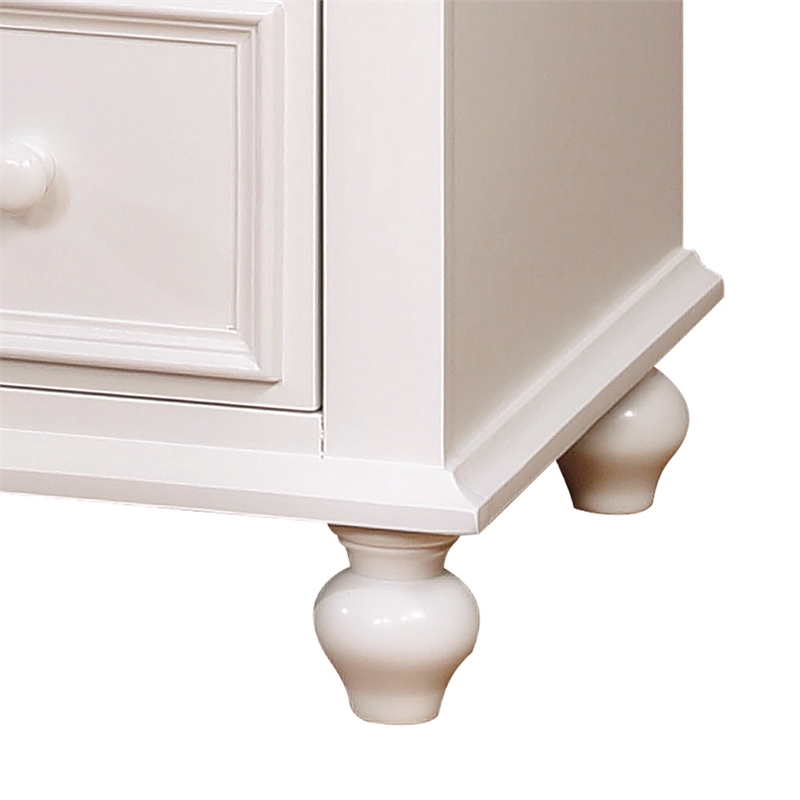 Furniture of America Noell Solid Wood 5-Drawer Chest in White
