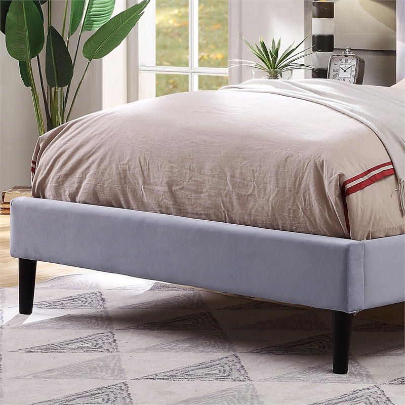 Furniture of America Frohm Fabric Button Tufted Queen Platform Bed in Gray