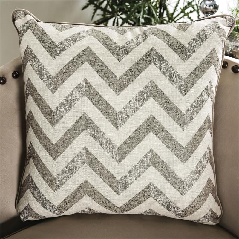 Furniture of America Keinisha Transitional Fabric Sofa in Beige