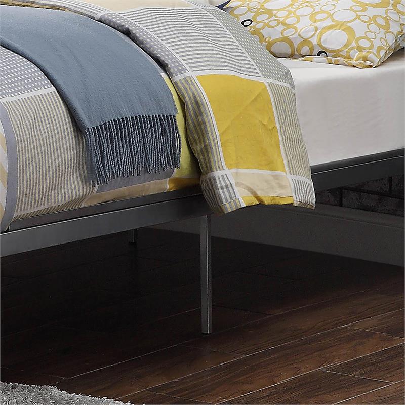 Furniture of America Kushner Industrial Metal Platform Bed with Bench in Black