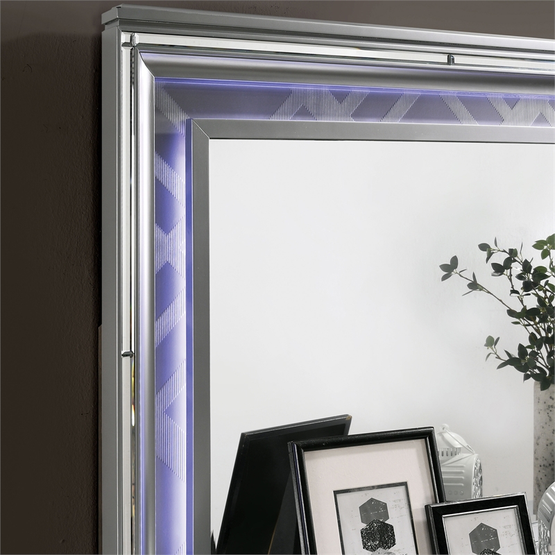 FOA Anaiya 5pc Silver Wood Bed Set - King + 2 Nightstands + Dresser + Mirror