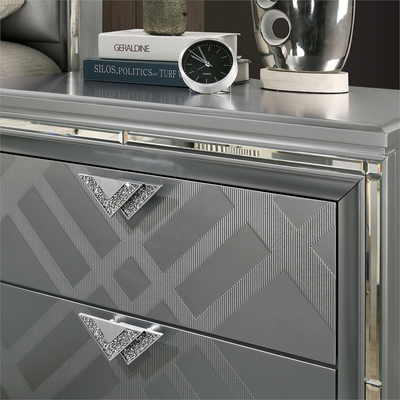 FOA Anaiya 5pc Silver Wood Bed Set - Queen + 2 Nightstands + Dresser + Mirror