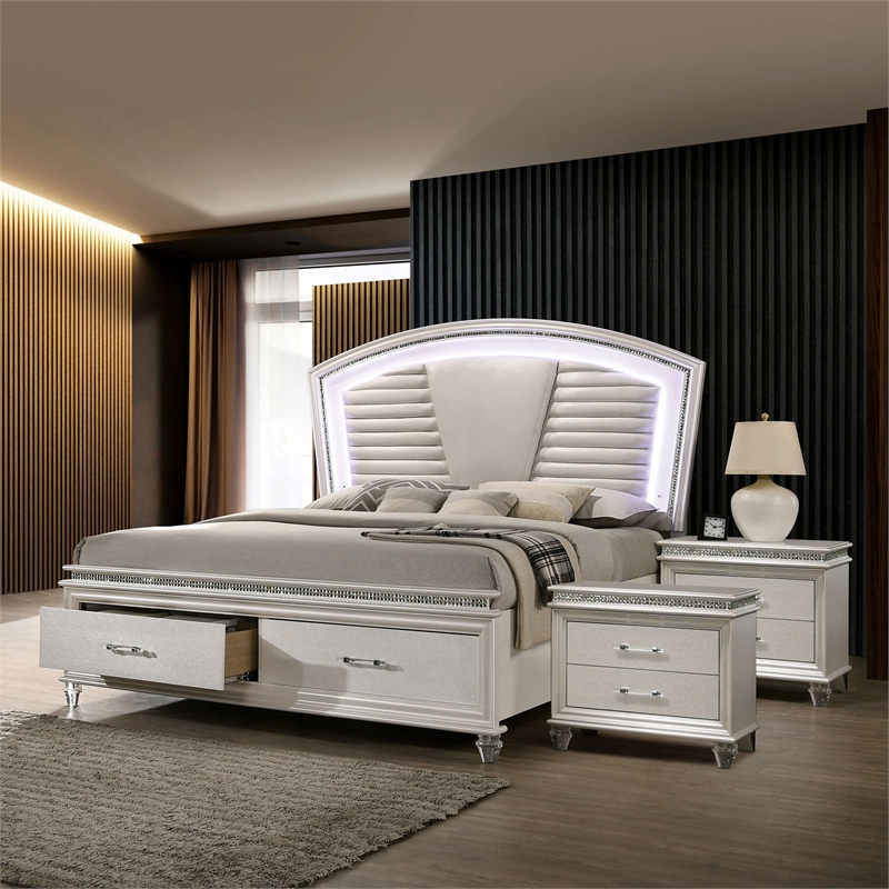 FOA Plumley 3-Piece White Wood Bedroom Set - King + 2 Nightstands