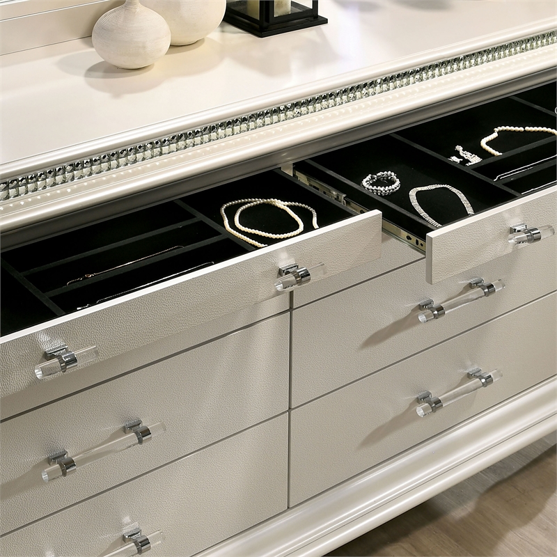 FOA Plumley 3-Piece White Wood Bedroom Set - Cal King + Nightstand + Dresser