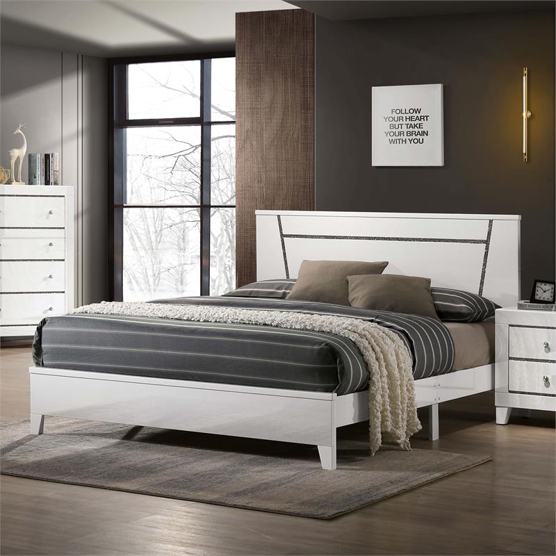 Furniture of America Murvy Contemporary Wood Platform Cal King Bed in White