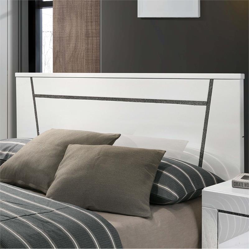 Furniture of America Murvy Contemporary Wood Platform Cal King Bed in White