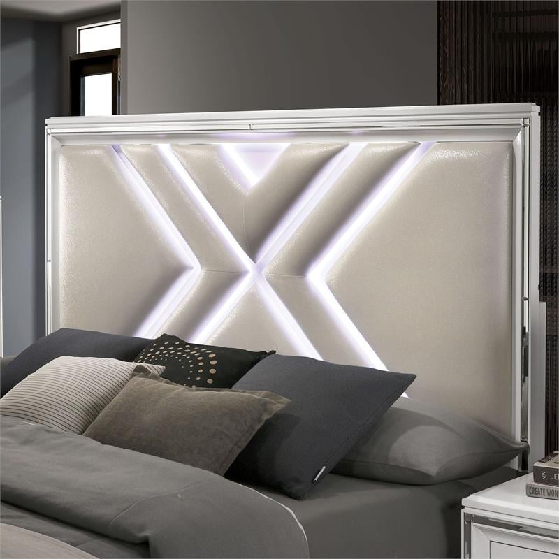 Furniture of America Anaiya Contemporary Wood Cal King Bed with LED in White